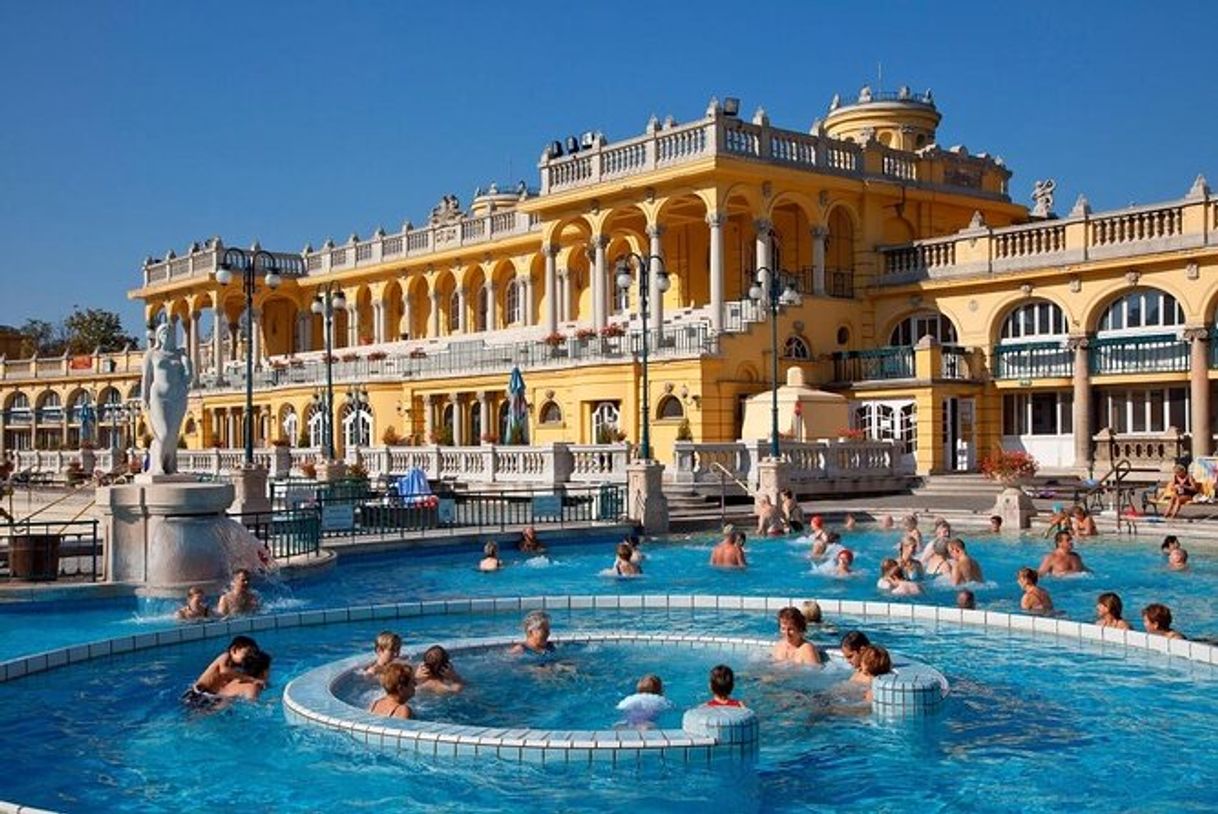 Place Széchenyi Thermal Bath
