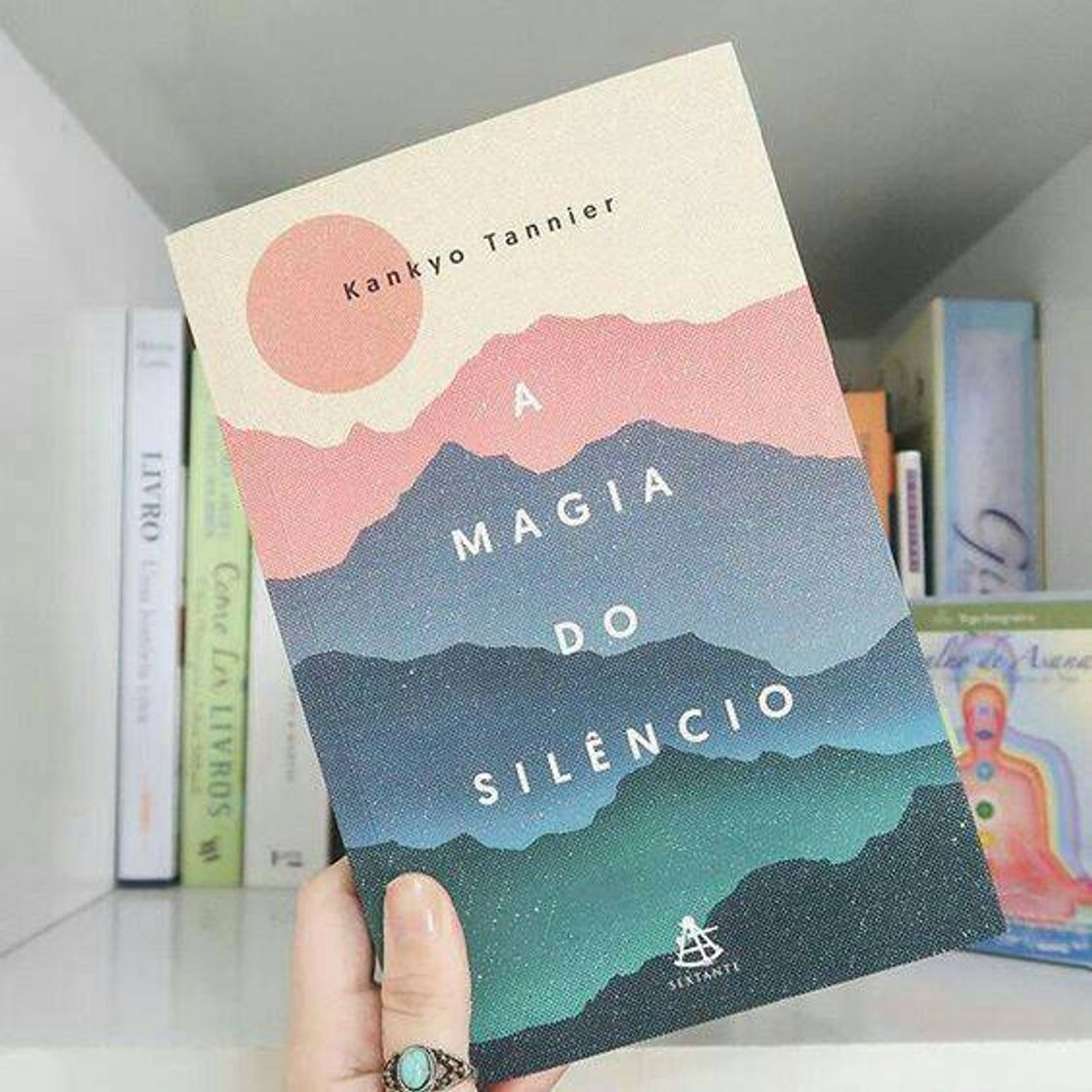 Book A magia do silêncio