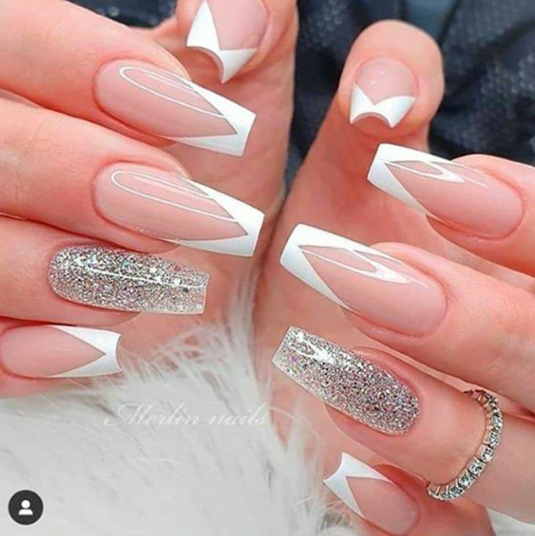 Fashion Unhas delicadas🤍