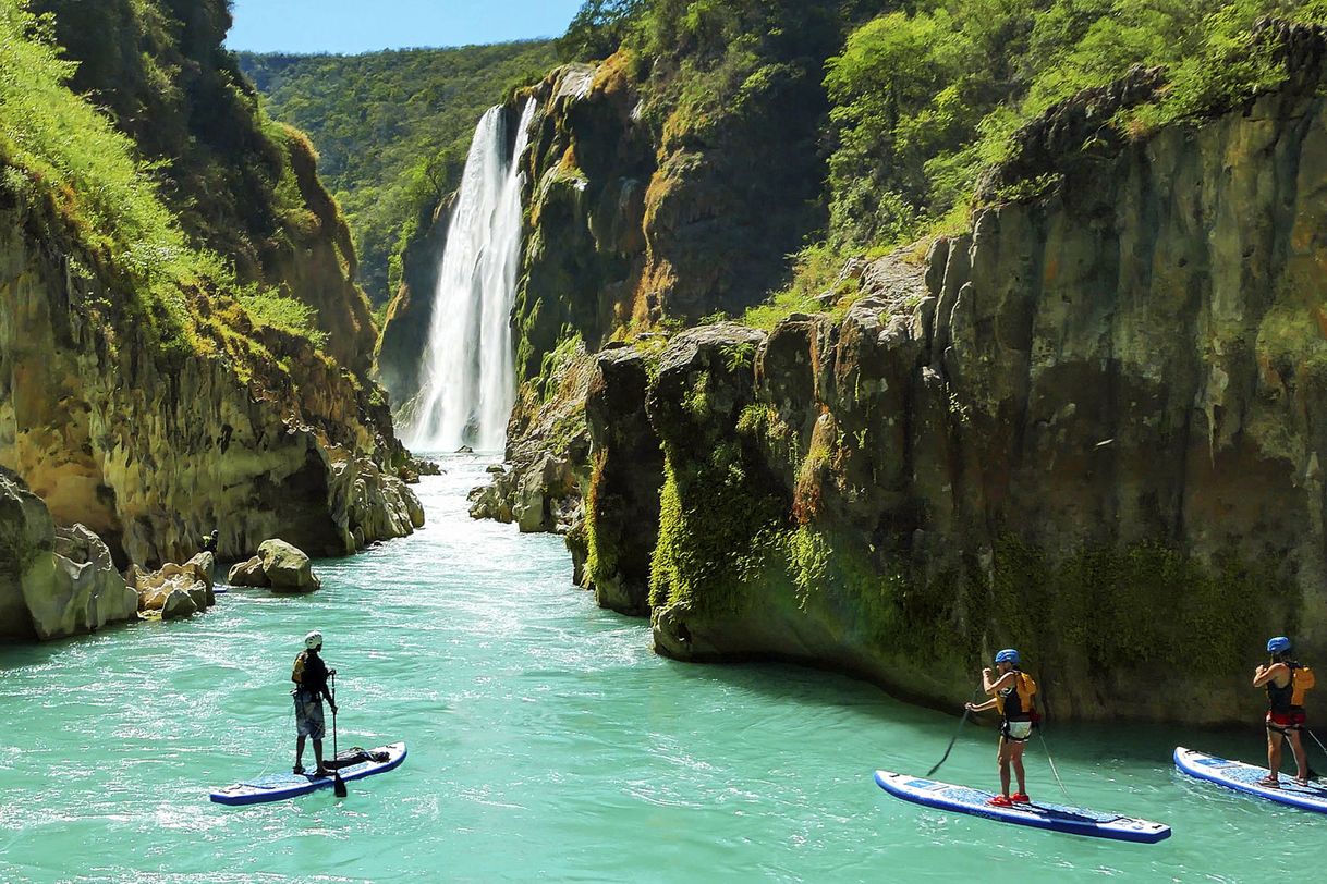 Lugar Cascada de Tamul