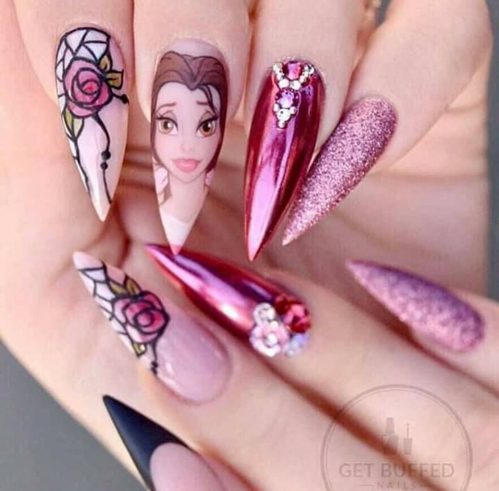 Moda Unhas com desenhos da Disney 