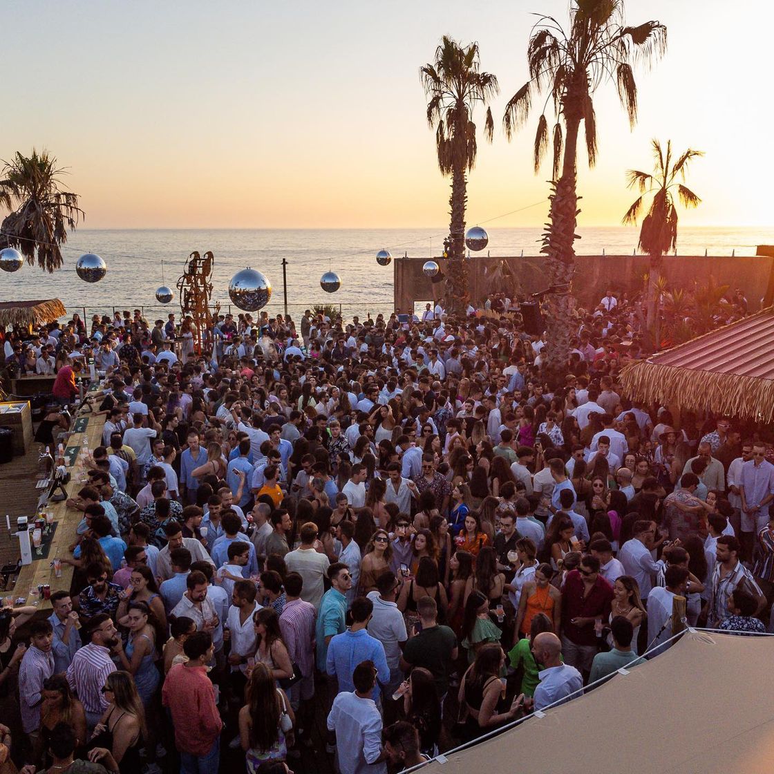 Restaurantes Honi Beach Day and Night