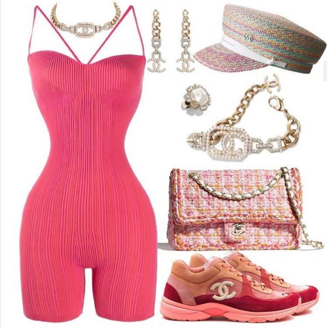 Social Pink chanel outfit🌸
