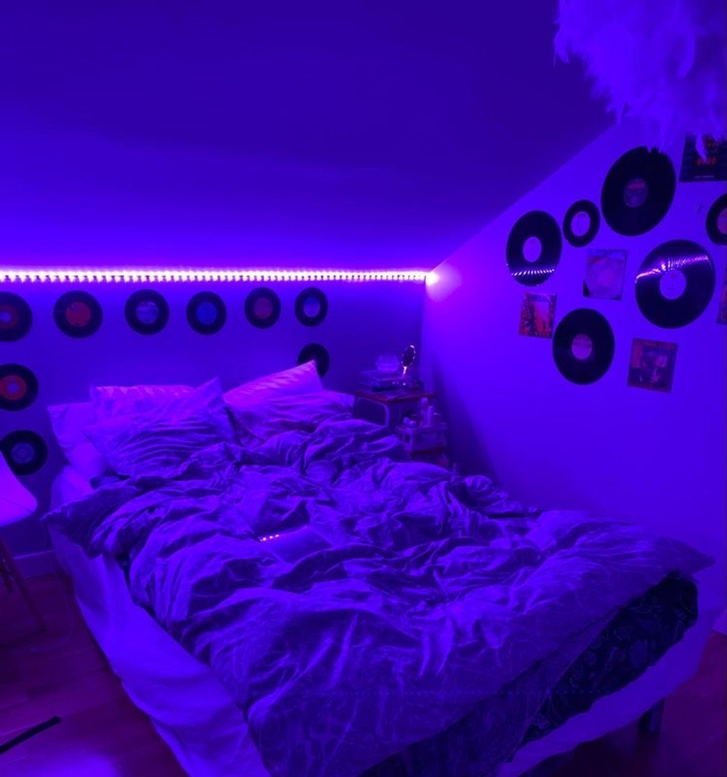 Fashion Quarto com led roxa