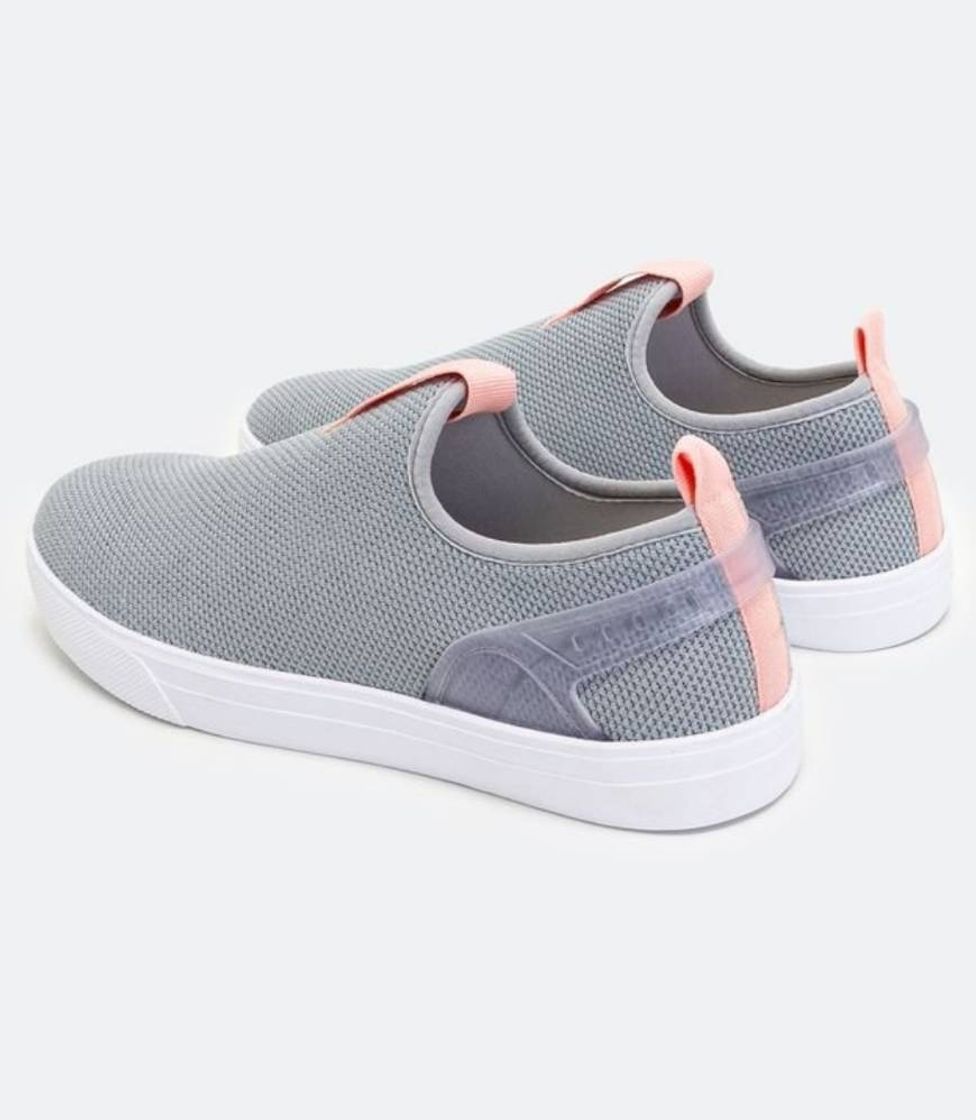 Social Tênis Feminino Modelo Slip on Satinato Cinza