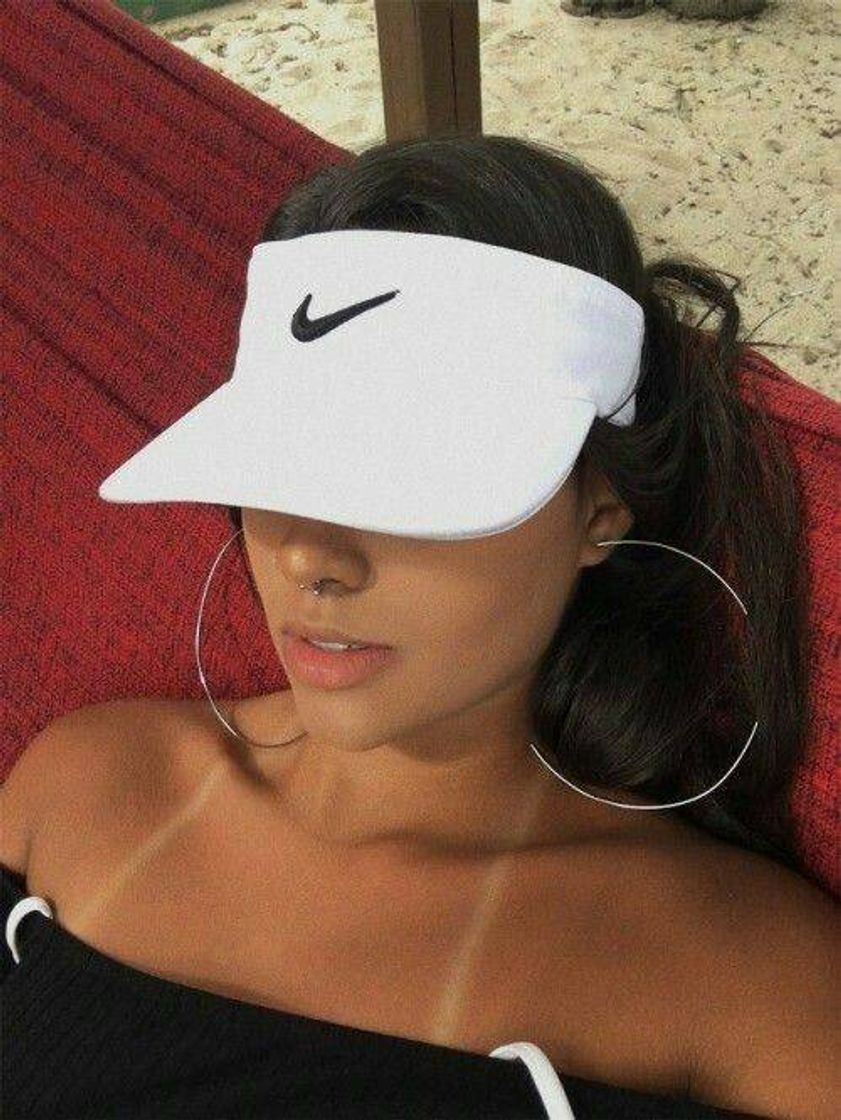 Moda Viseira branca nike