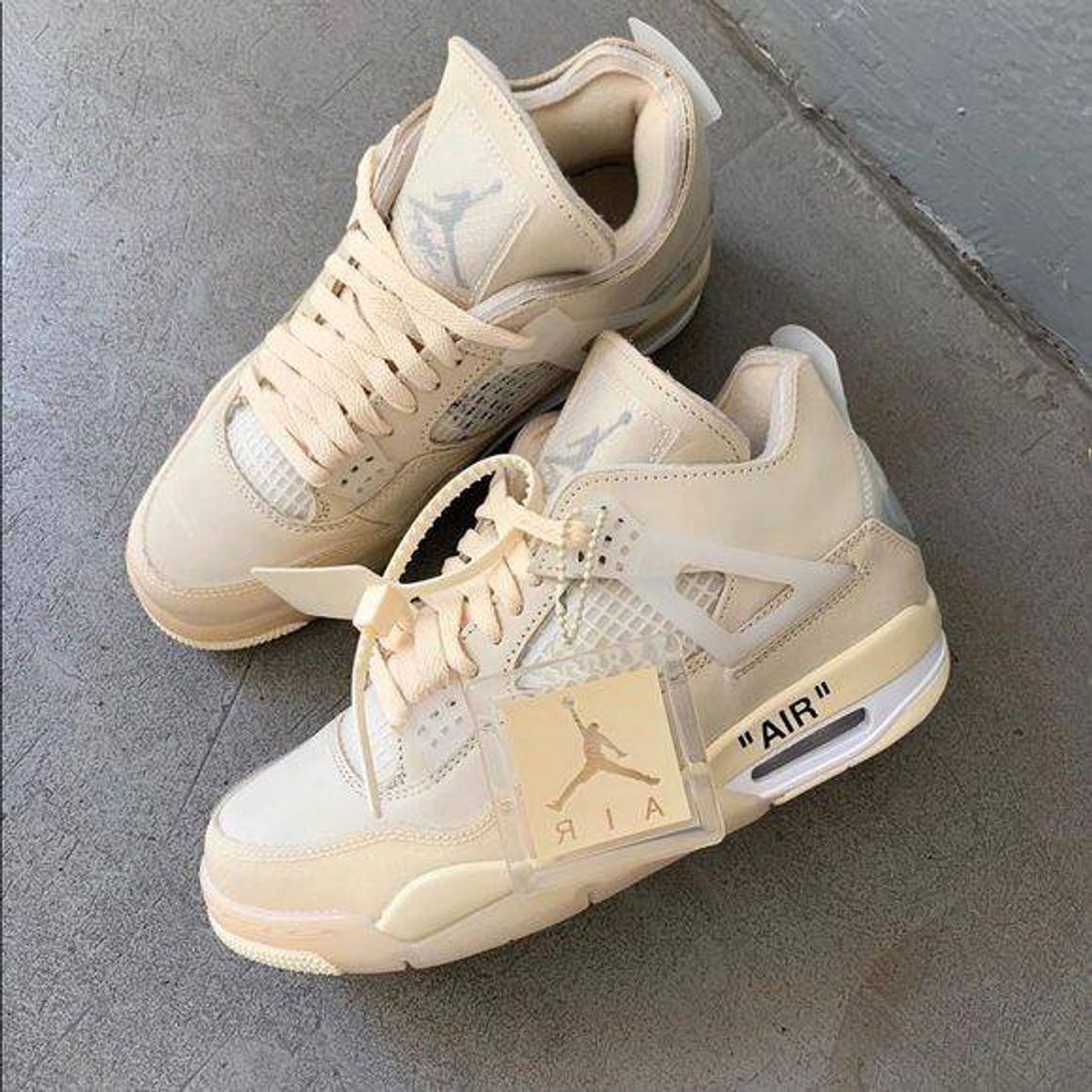 Fashion Nike • Jordan 4 off white