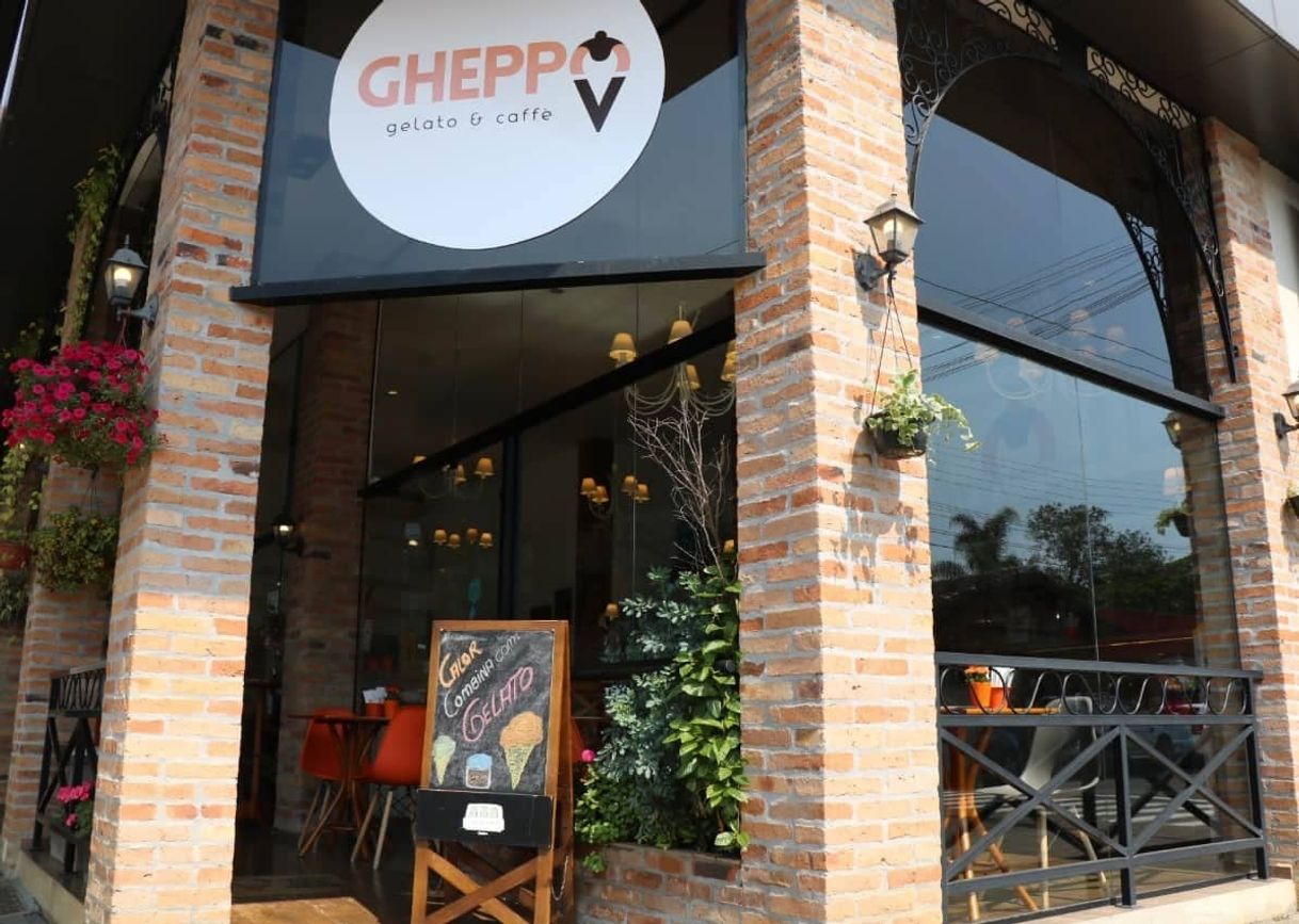 Lugar Gheppo Gelateria Caffé