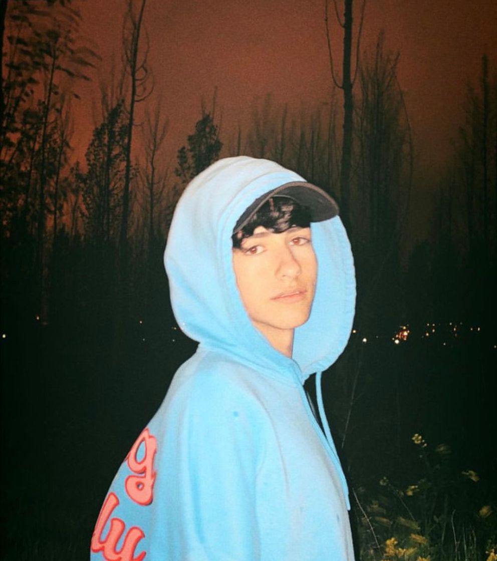 Social SUDADERA TOTALLY STRONG