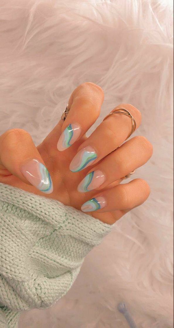 Fashion nails