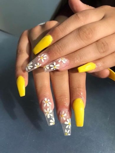 Unhas ✨🌼