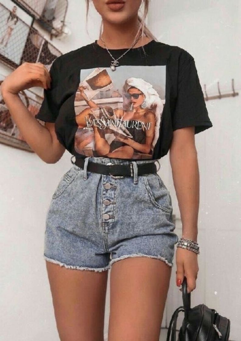 Fashion look com t-shirt básica 