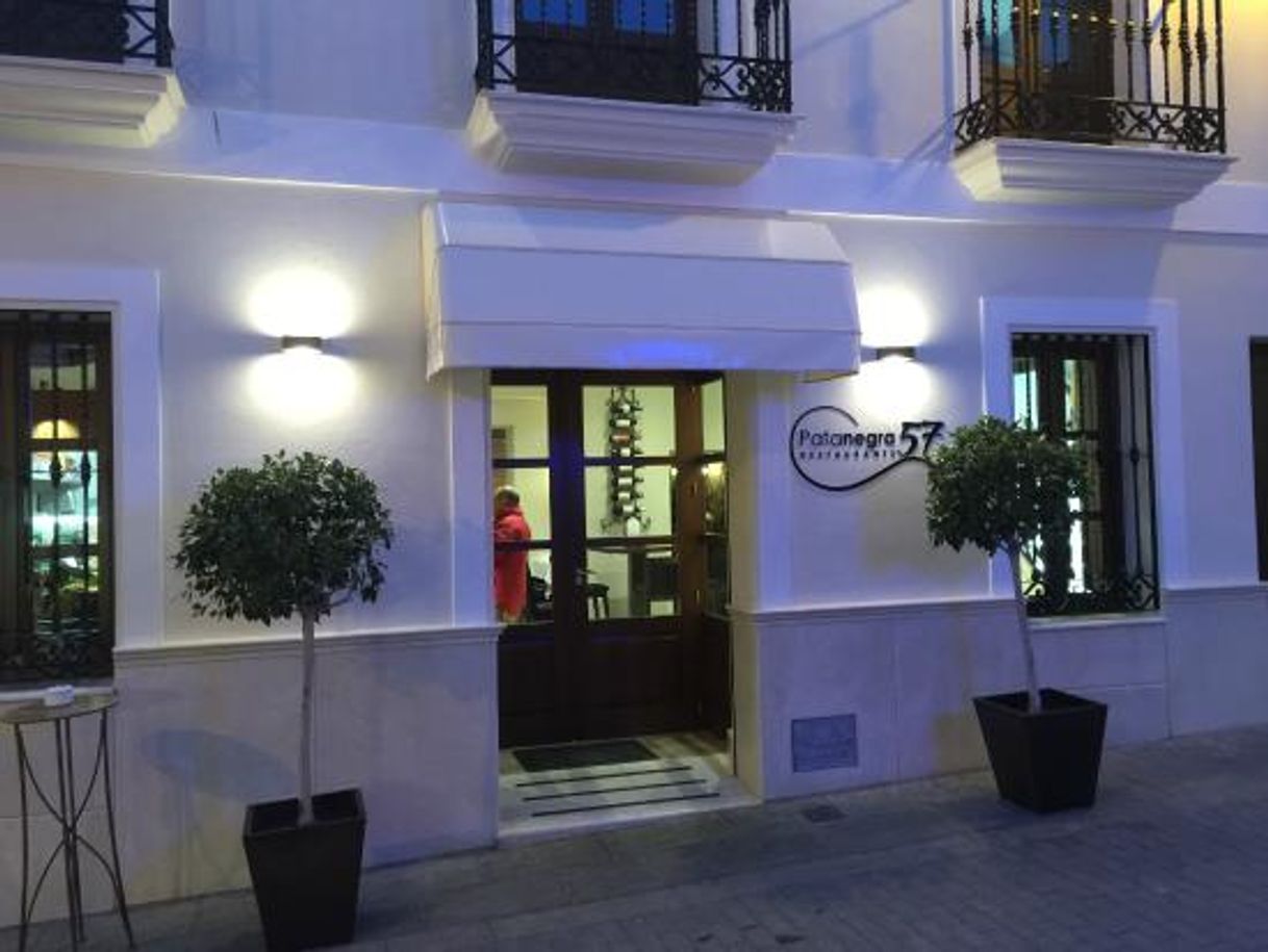 Restaurants Restaurante Nerja Patanegra 57