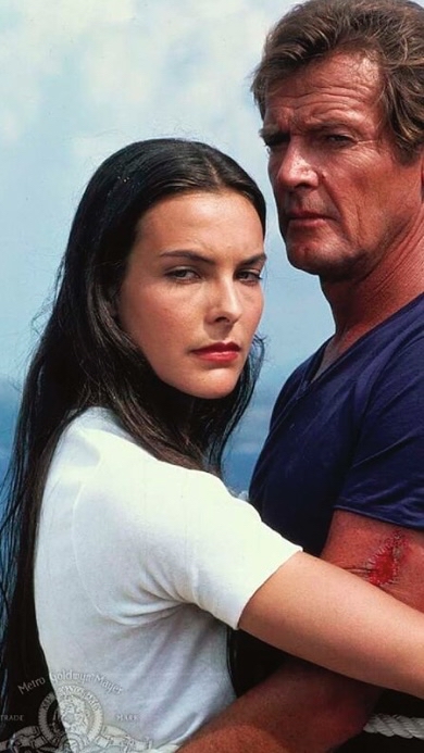 Producto Melina Havelock (Carole Bouquet) – For Your Eyes Only (1981) Valiente y decidida, Melina busca venganza mientras lucha junto a Bond. 🎯🔥