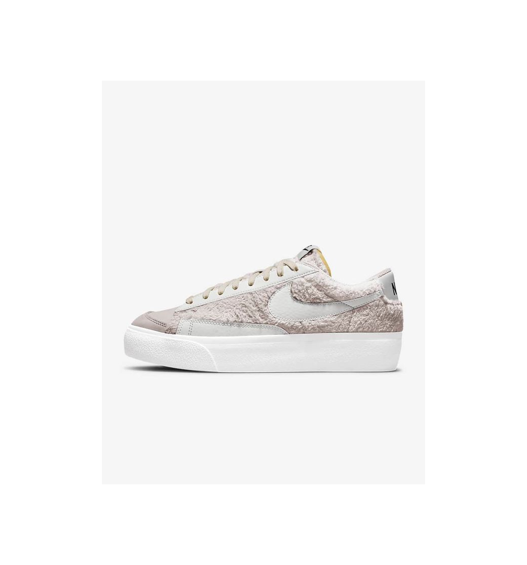 Nike Blazer Low Platform