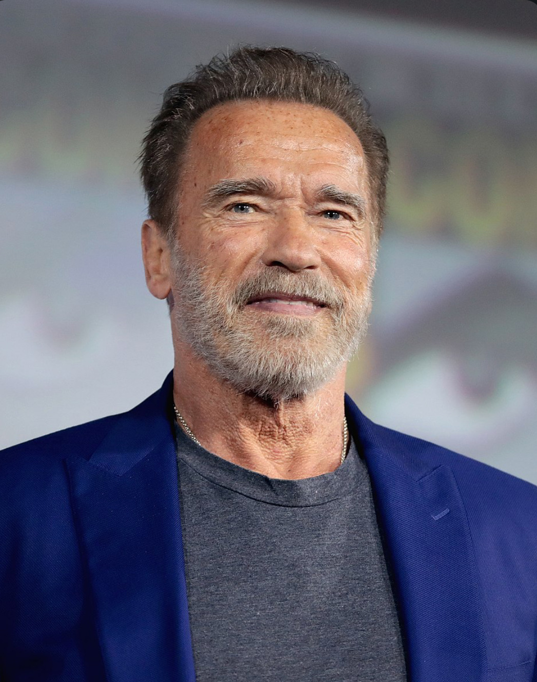 Social Arnold Schwarzenegger: Del músculo al billón
