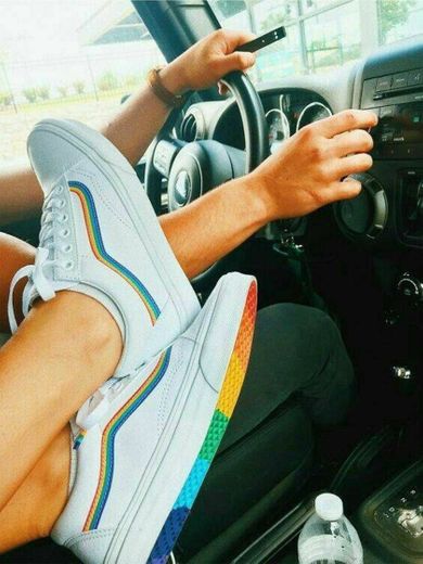 👟🌈