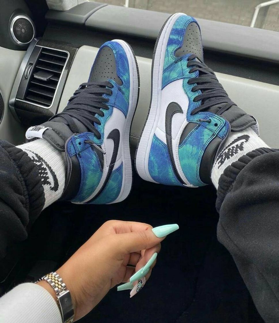 Moda Nike air jordan 'tie dye'