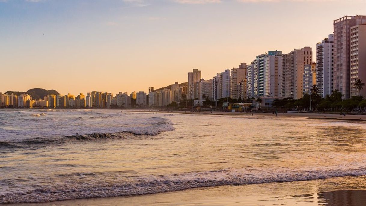 Lugar Praia das Astúrias