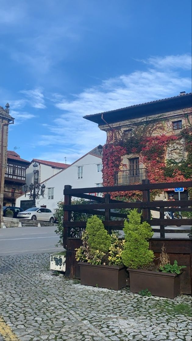 Place Comillas
