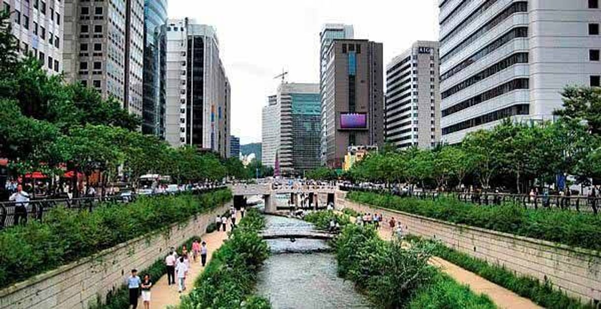 Place Cheonggyecheon