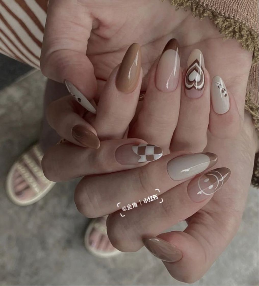 Social Coffee nails 