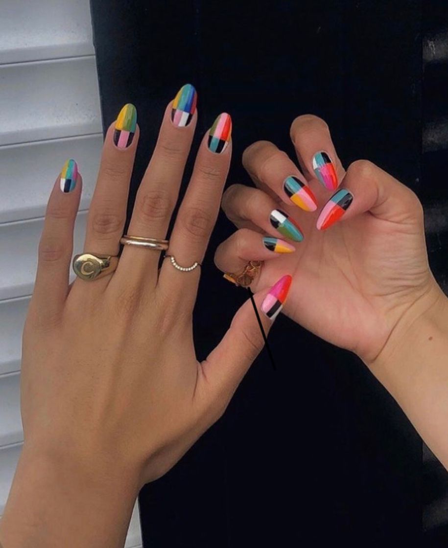 Social inspiração de design de unhas 🎨🖤