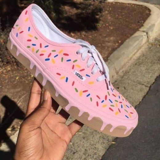 Tênis vans de donuts