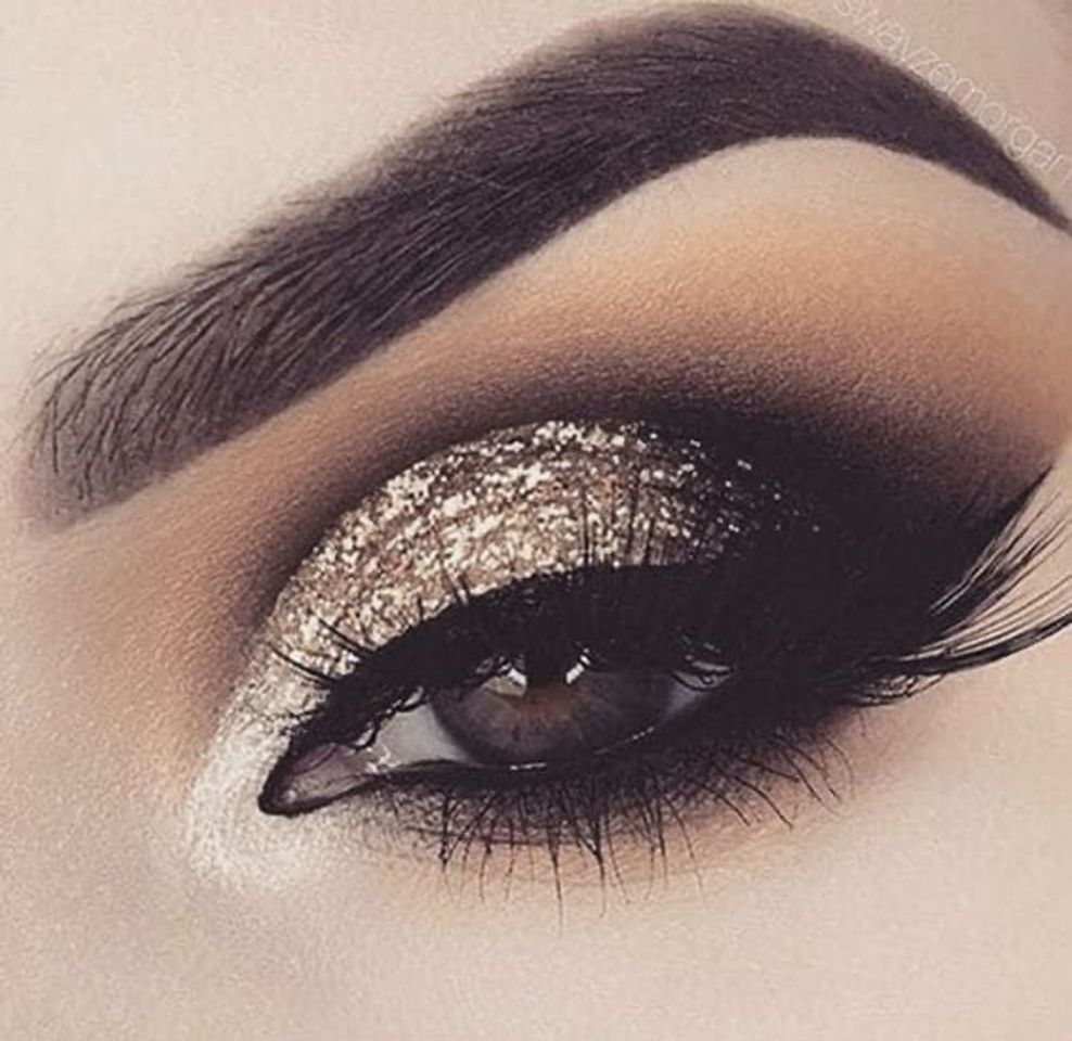 Fashion Golden and Black Eyeshadow💛