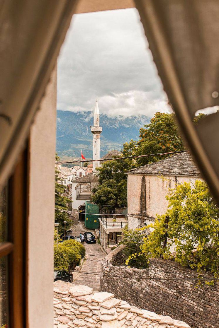 Place Gjirokastër