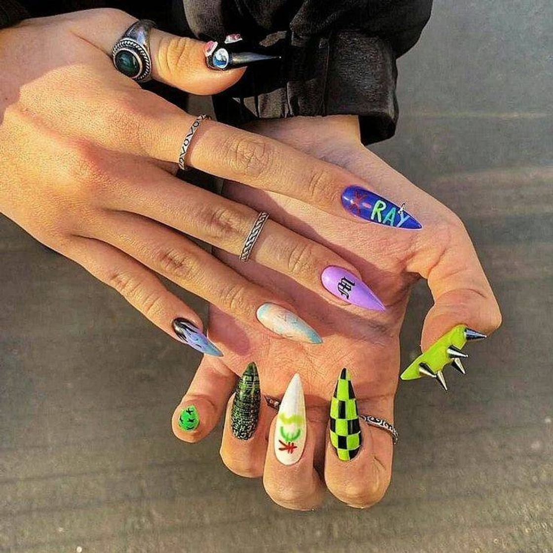 Fashion nails