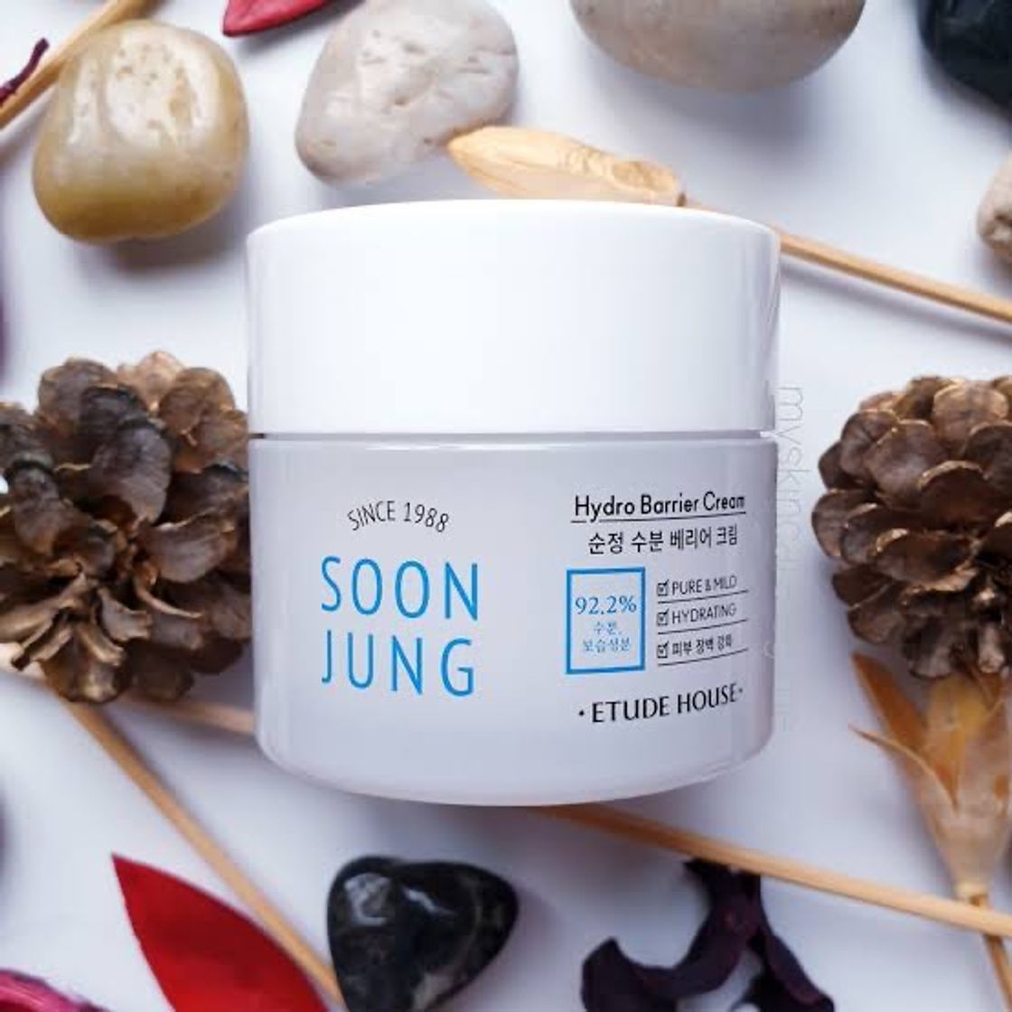 Fashion K-Cosmetics- Hydro barrier cream [Soon Jung- Etude House]