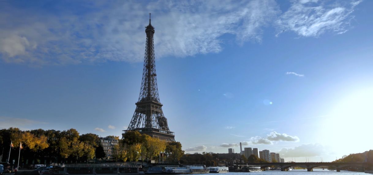 Place Torre Eiffel