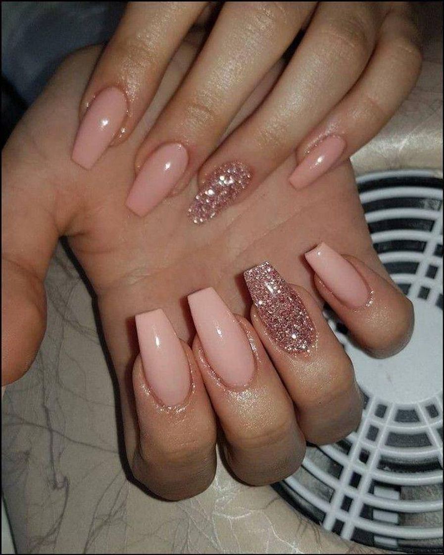 Moda Unhas nude 