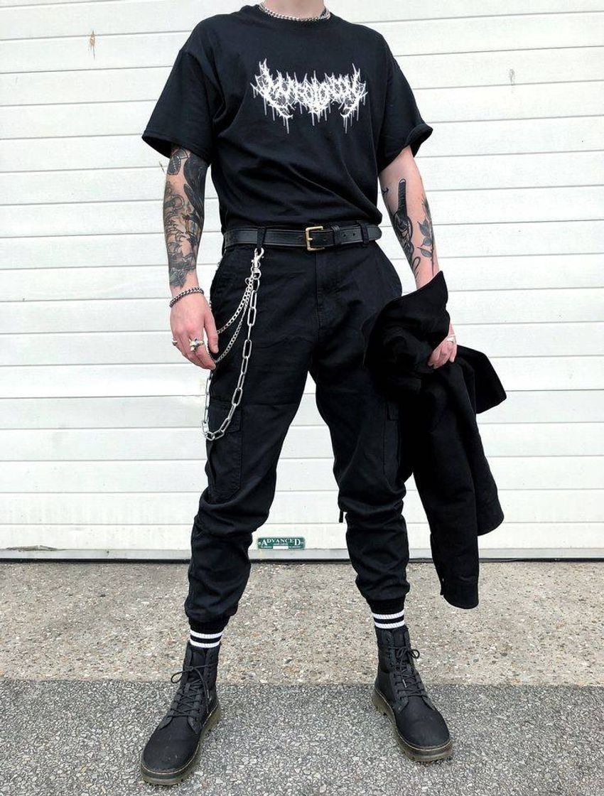 Look punk casual 🖤☠️
