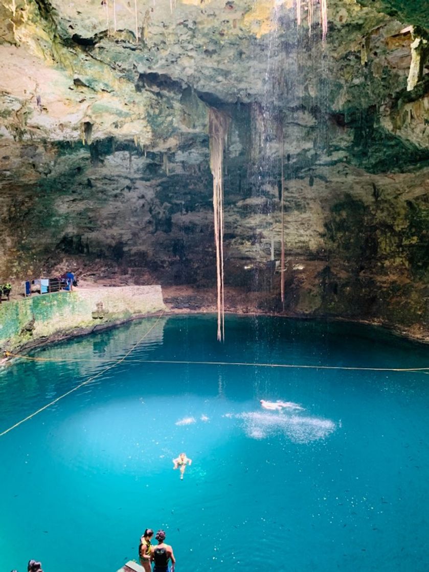 Places Cenote Xcanche