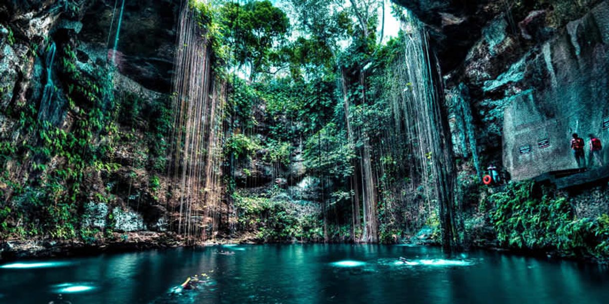 Place Cenote Ik-Kil