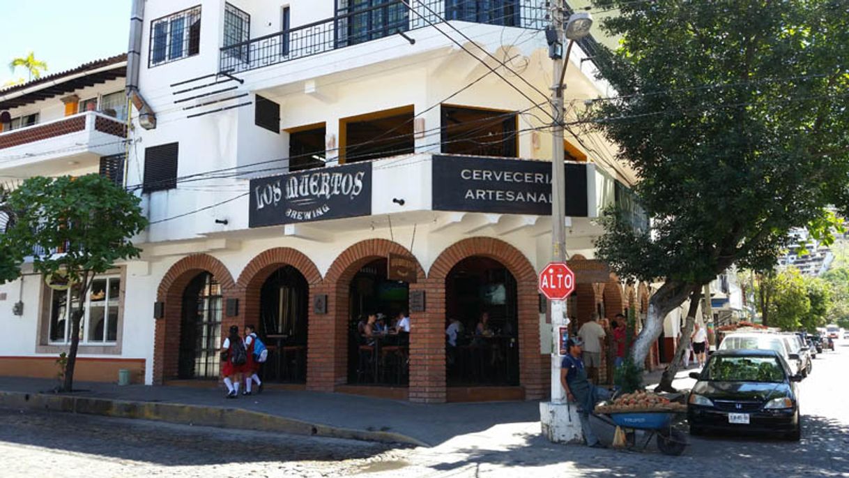 Restaurantes Los Muertos Brewing