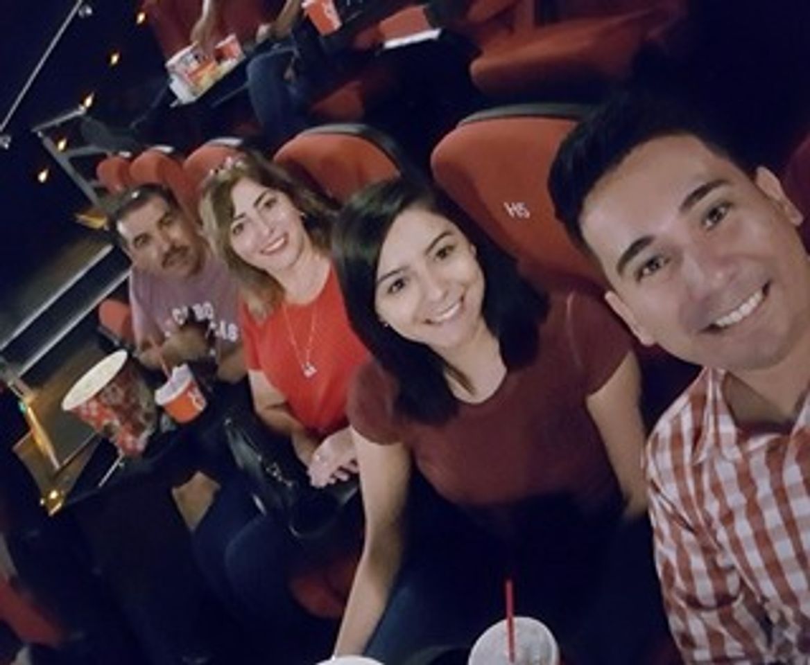 Lugar Cinemex Sun Mall