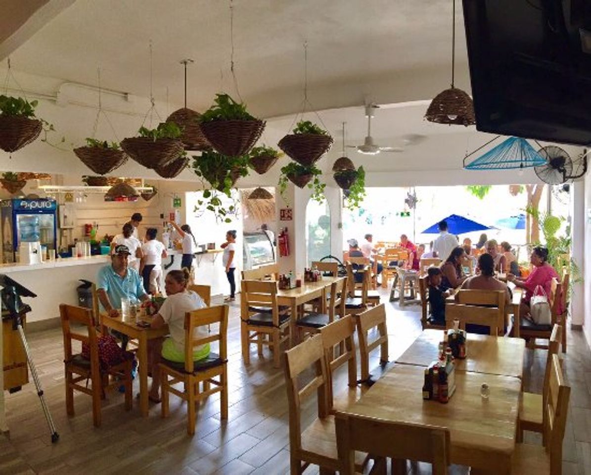 Restaurants El Coleguita Mariscos Marina Vallarta