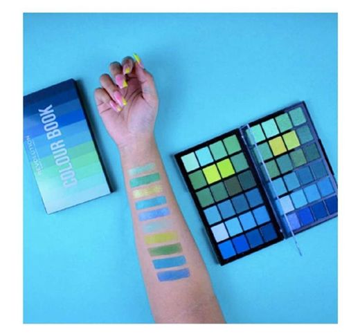 Paleta de sombras colorbook Revolution