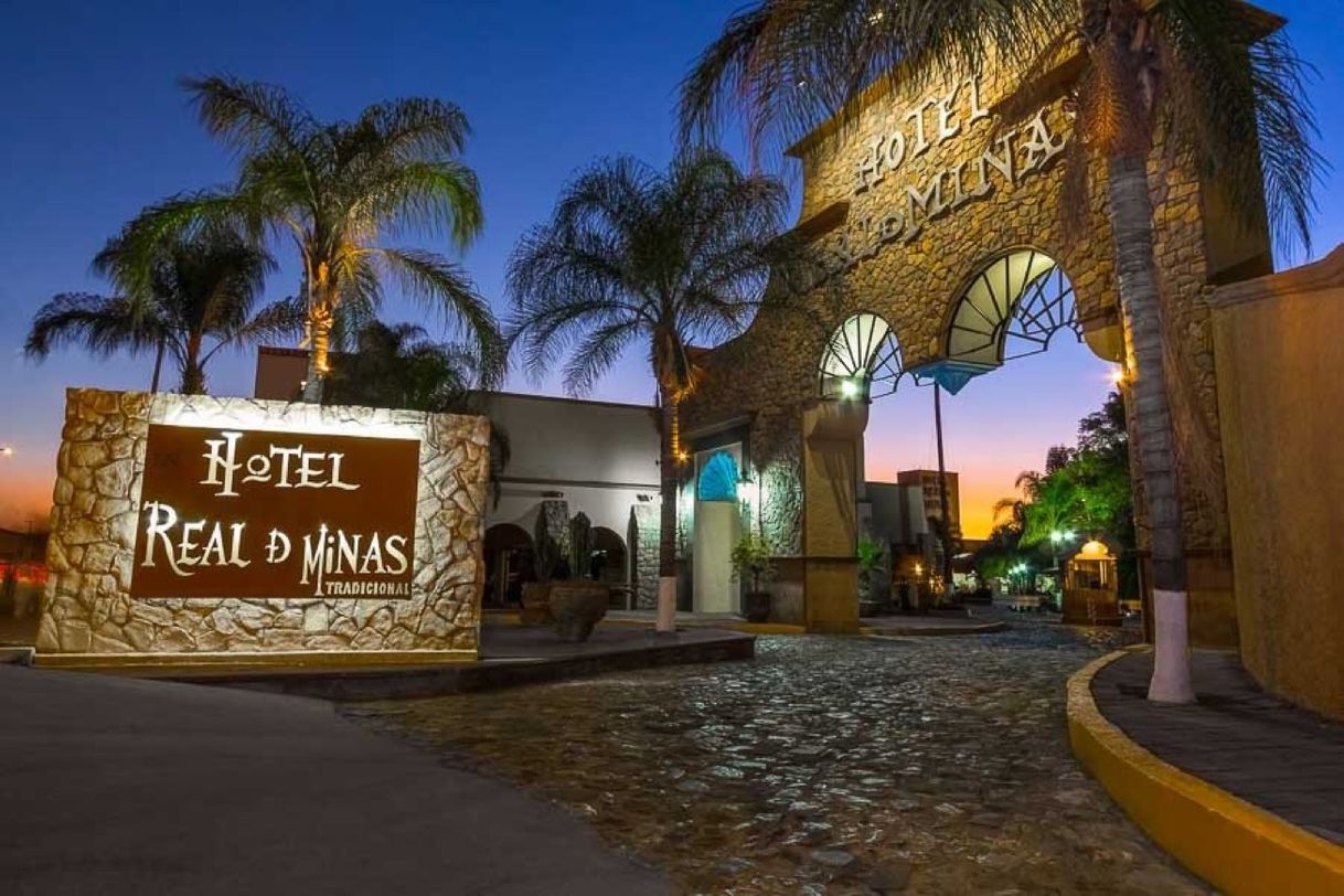 Lugar QUERÉTARO: HOTEL REAL DE MINAS TRADICIONAL 