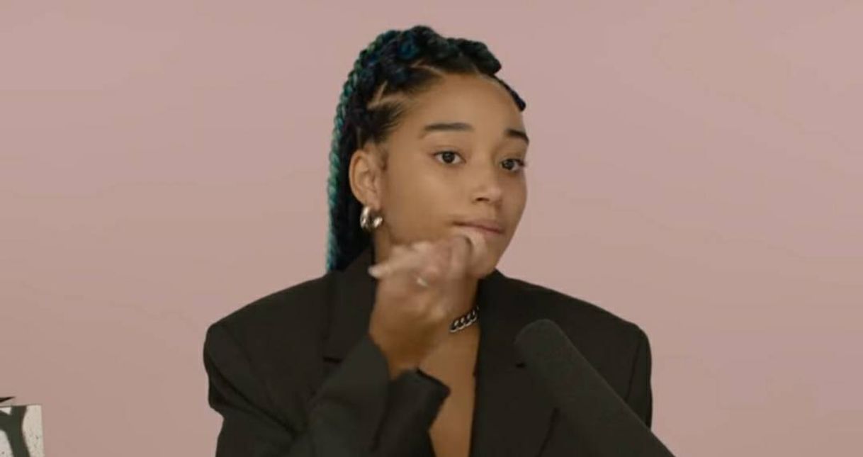 Moda ASMR con Amandla Stenberg