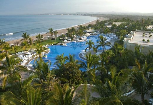 Pueblo Bonito Emerald Bay Resort & Spa