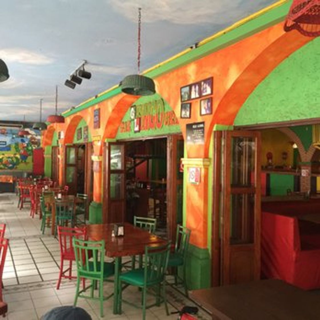 Restaurantes GRINGO LINGO bar & grill