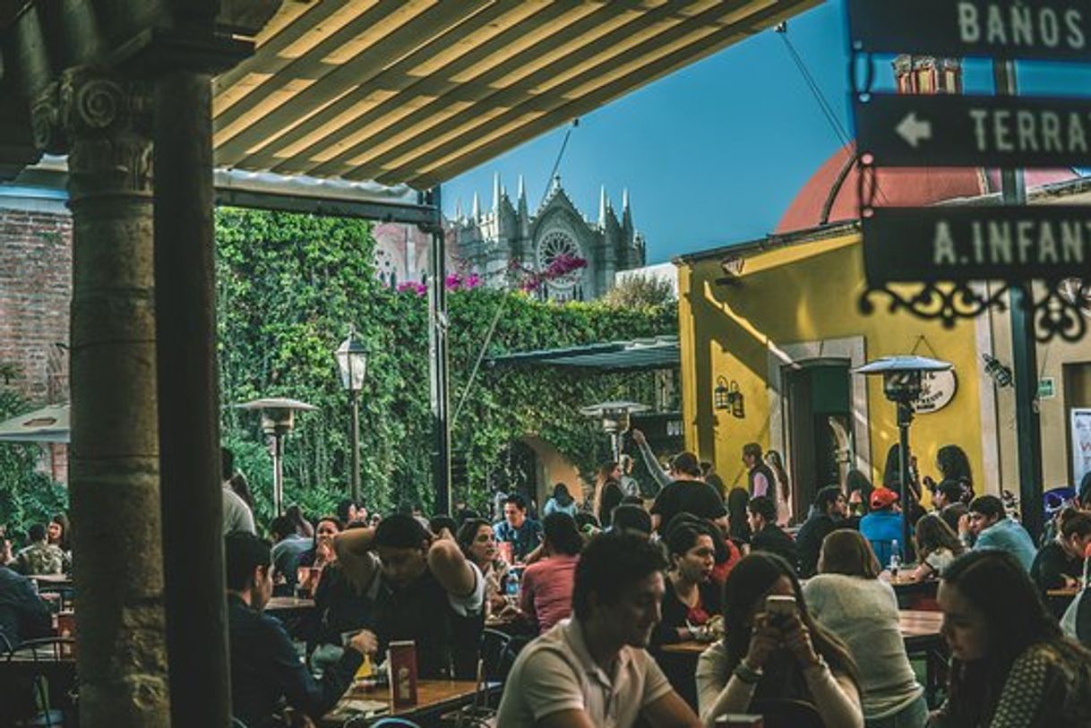 Restaurants Estación Madero