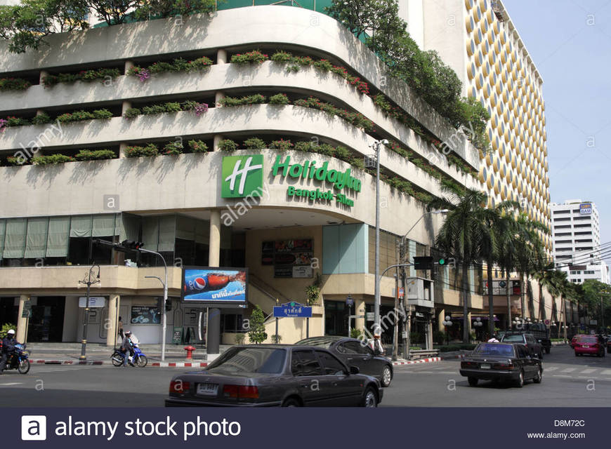 Places Holiday Inn Bangkok Silom