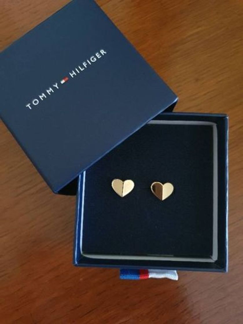 Product Tommy Hilfiger Heart Earrings