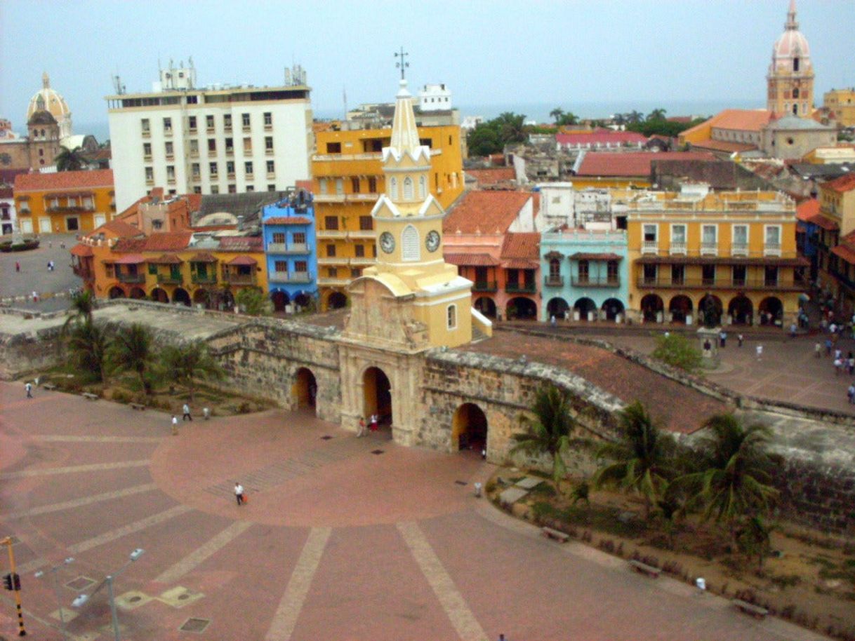 Place Torre Del Reloj