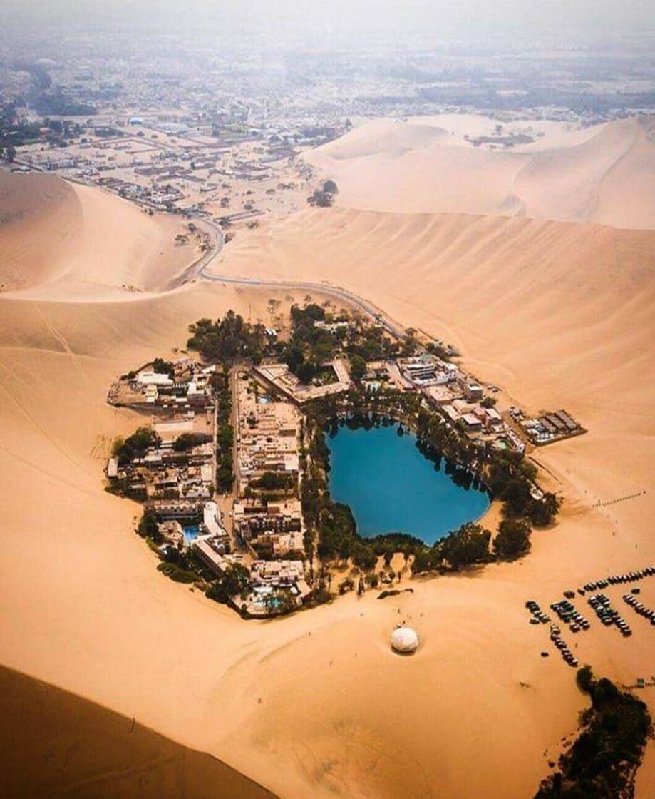Place Huacachina Ica